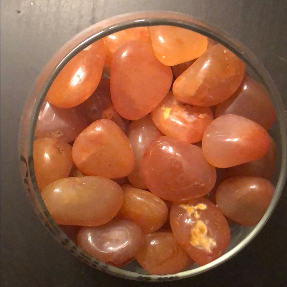 Polished carnelian stones